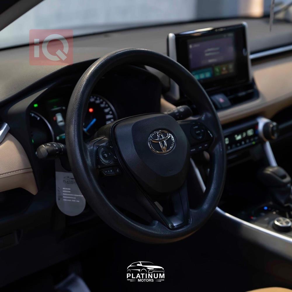 https://cdn.iqcars.io3192d354-2168-4acd-a051-b6211a95a570_4.jpg